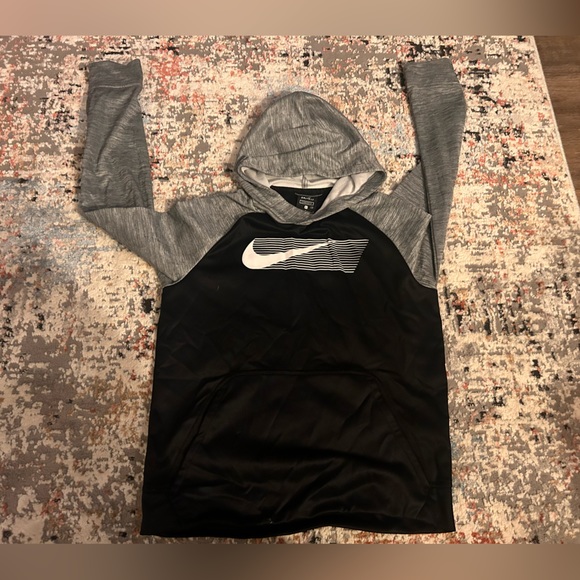 Nike Pullover - Picture 5 of 7